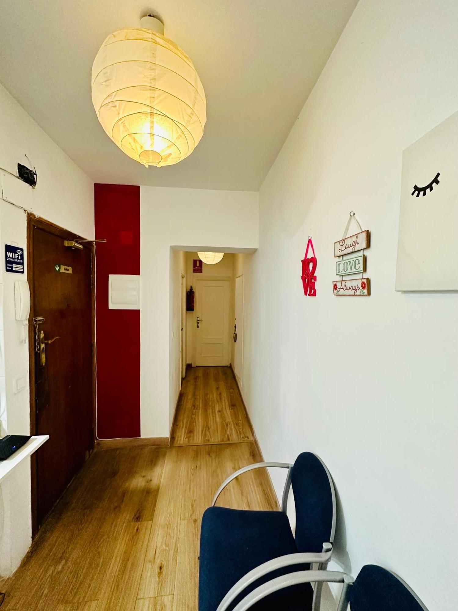 Punta Me Rooms In Madrid Downtown Extérieur photo